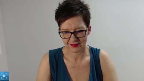 Sofie Velvet online show from November 30, 2025, 7:34 am