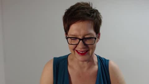 Sofie Velvet online show from January 16, 2026, 3:38 pm