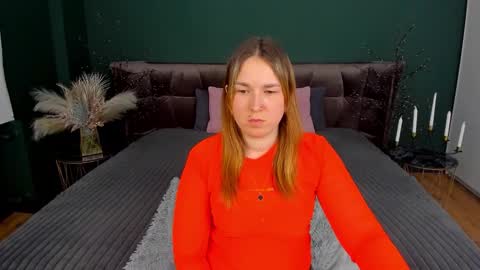 sofii_darling online show from February 3, 2026, 6:13 pm