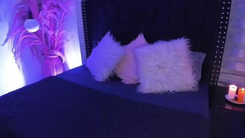 Sofia online show from October 8, 2025, 3:59 am