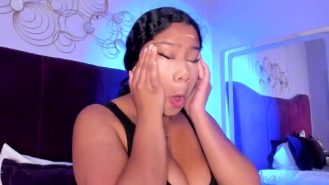 sofiifox online show from May 11, 2026, 1:28 pm