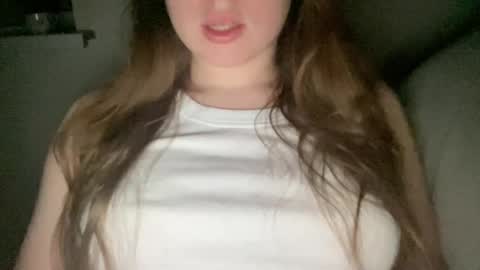 Snapshot of sofinovvak chatting on April 20, 2026, 8:32 pm Sofi online show from April 20, 2026, 8:32 pm