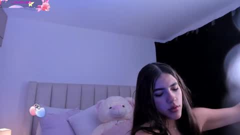 Sofia online show from September 26, 2025, 4:27 am