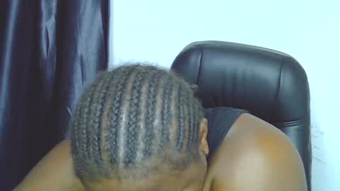 Snapshot of soft_queen0 chatting on April 7, 2026, 7:58 pm Gifty online show from April 7, 2026, 7:58 pm