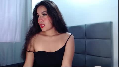 Snapshot of softhairobsession chatting on February 11, 2026, 8:14 pm Seyra-abby online show from February 11, 2026, 8:14 pm