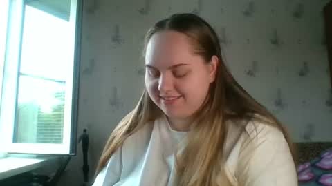 Snapshot of softhypnose chatting on June 15, 2026, 8:05 am softhypnose online show from June 15, 2026, 8:05 am