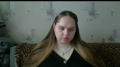 Snapshot of softhypnose chatting on July 1, 2026, 7:21 am softhypnose online show from July 1, 2026, 7:21 am