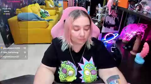Sofie online show from July 28, 2026, 11:17 am