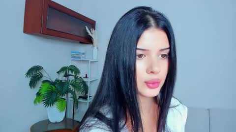 Snapshot of softlyy_bold chatting on September 13, 2025, 6:46 am Alice online show from September 13, 2025, 6:46 am