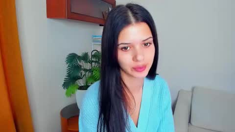 Snapshot of softlyy_bold chatting on September 26, 2025, 7:12 am Alice online show from September 26, 2025, 7:12 am