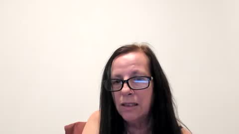 Soft Peach Goddess online show from January 11, 2026, 5:34 am