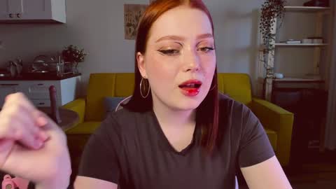 Snapshot of sofy_benson chatting on December 13, 2024, 9:46 am Sofy online show from December 13, 2024, 9:46 am