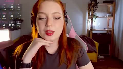 Snapshot of sofy_benson chatting on September 24, 2025, 2:09 pm Sofy online show from September 24, 2025, 2:09 pm