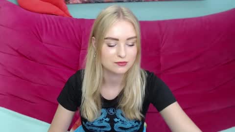 sofysoft online show from September 17, 2025, 4:36 am