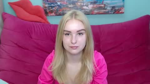 sofysoft online show from September 25, 2025, 4:49 am