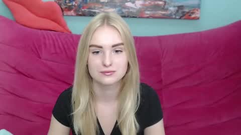 sofysoft online show from September 28, 2025, 5:02 am