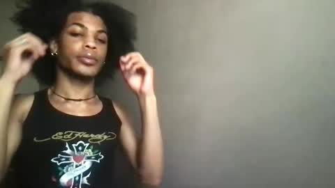 SolaceEve online show from April 1, 2026, 6:38 pm