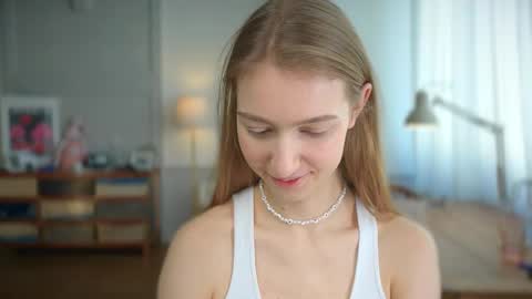 Bella online show from February 22, 2025, 11:35 am