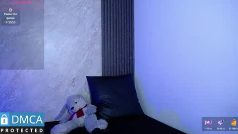 Sol  online show from March 3, 2025, 4:14 pm