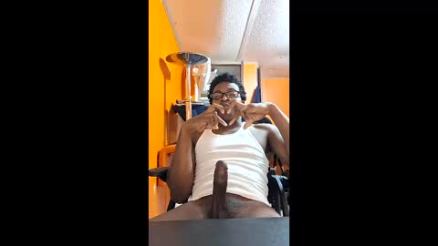 soldarknlight online show from April 10, 2026, 2:28 am