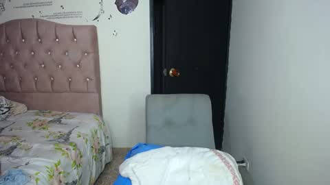 Solesit0 online show from January 31, 2025, 5:40 am