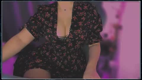 Snapshot of solisgaby chatting on December 1, 2025, 1:49 pm Gaby Solis online show from December 1, 2025, 1:49 pm