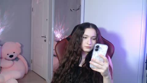 Becky online show from May 6, 2026, 7:19 pm