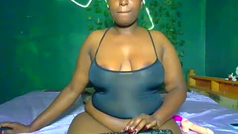 Snapshot of sollybunny chatting on May 16, 2026, 3:14 am Solly bunny online show from May 16, 2026, 3:14 am