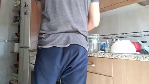 Snapshot of solo4u2 chatting on March 31, 2026, 10:04 am solo4u2 online show from March 31, 2026, 10:04 am