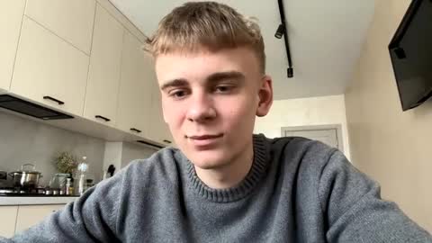 Jett online show from April 3, 2026, 10:35 am