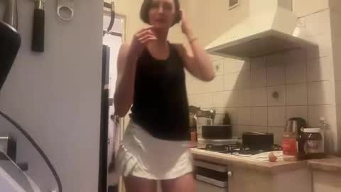 Snapshot of sombre_sdelices chatting on February 20, 2026, 5:24 pm Tayla online show from February 20, 2026, 5:24 pm