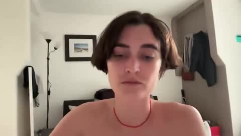 Tayla online show from April 20, 2026, 3:26 pm