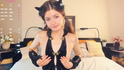 Monika 3 online show from May 8, 2026, 12:43 pm