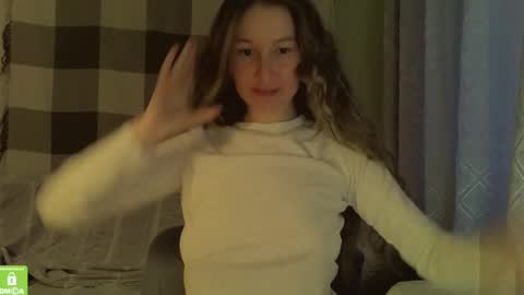 Snapshot of song_to_the_siren chatting on January 16, 2025, 12:31 pm Mary online show from January 16, 2025, 12:31 pm