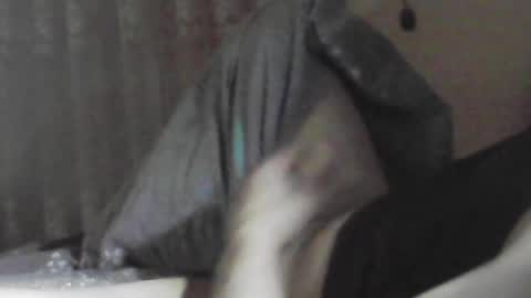 Snapshot of songo812 chatting on May 1, 2026, 11:42 pm songo812 online show from May 1, 2026, 11:42 pm
