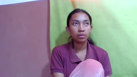 sonia4000 online show from July 20, 2026, 6:06 am