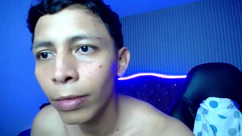 sonic_jess07 online show from February 2, 2026, 1:26 am