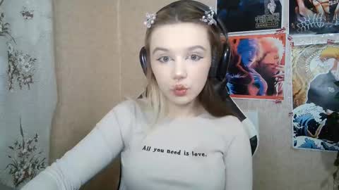 Mila online show from March 24, 2026, 5:18 pm