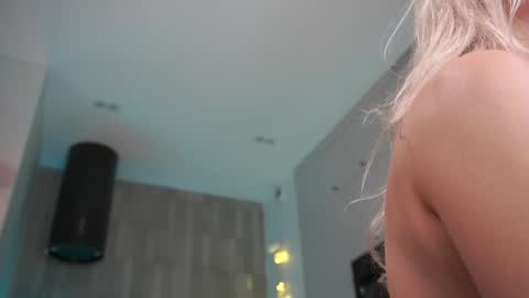 Snapshot of sonya_kelsey chatting on February 4, 2025, 6:38 pm Sofia online show from February 4, 2025, 6:38 pm