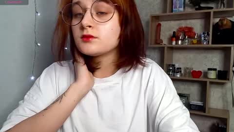 Sonya  online show from February 28, 2025, 11:23 pm