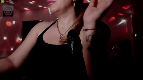 Snapshot of sonyadevon chatting on February 26, 2025, 5:09 am Sonia online show from February 26, 2025, 5:09 am