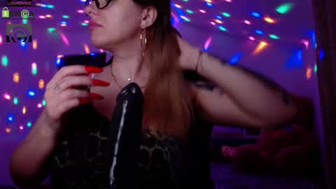 Snapshot of sonyadevon chatting on March 1, 2025, 7:51 am Sonia online show from March 1, 2025, 7:51 am