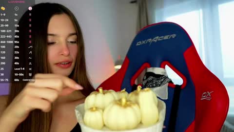 Eva 3 online show from December 9, 2024, 8:55 am