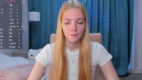 Snapshot of sonyalaviola chatting on May 19, 2026, 7:04 am Sofia online show from May 19, 2026, 7:04 am