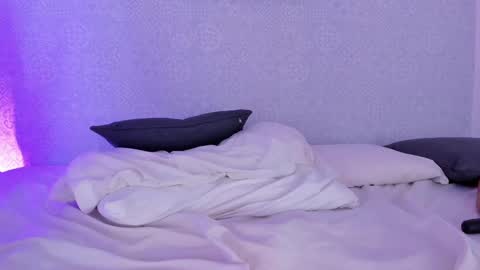 Sophia online show from February 15, 2025, 10:52 pm