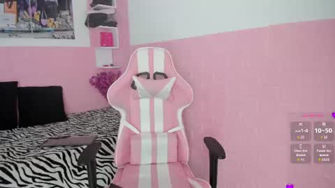 SOPHI online show from June 25, 2026, 2:43 pm