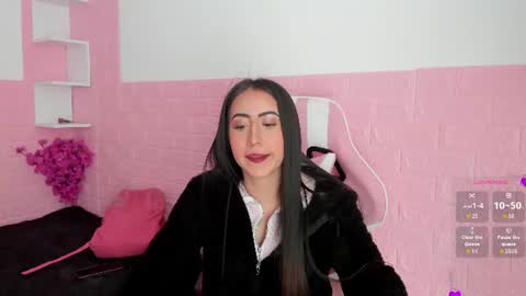 SOPHI online show from July 8, 2026, 1:37 pm