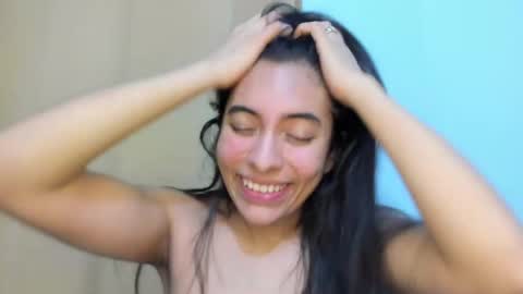 sophia_118 online show from May 18, 2026, 5:52 pm