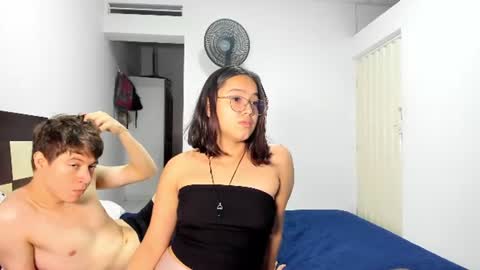 Snapshot of sophia_and_gael chatting on July 18, 2026, 4:38 am sophia and gael online show from July 18, 2026, 4:38 am
