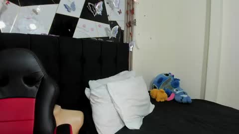 Sophia online show from July 10, 2026, 3:11 am